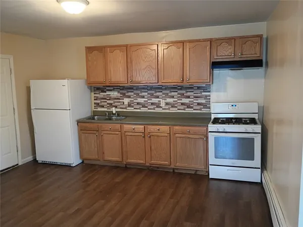 $1,900 | 278 Sayles Street, Unit 2, Providence, RI 02905