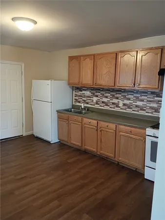 $1,900 | 278 Sayles Street, Unit 2, Providence, RI 02905