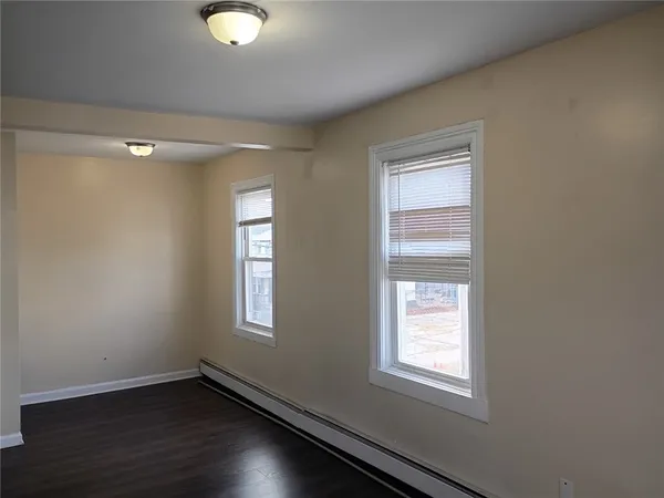 $1,900 | 278 Sayles Street, Unit 2, Providence, RI 02905