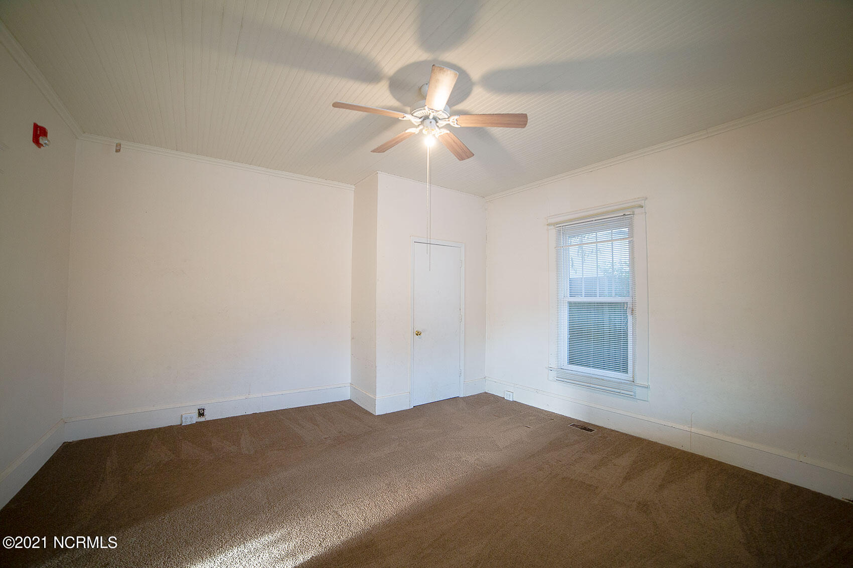 219 Raleigh Street Hamlet, NC 28345 - Photo 10 of 32 10