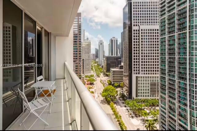 485 Brickell Avenue, Unit 2206 Miami, FL 33131 - Photo 19 of 31