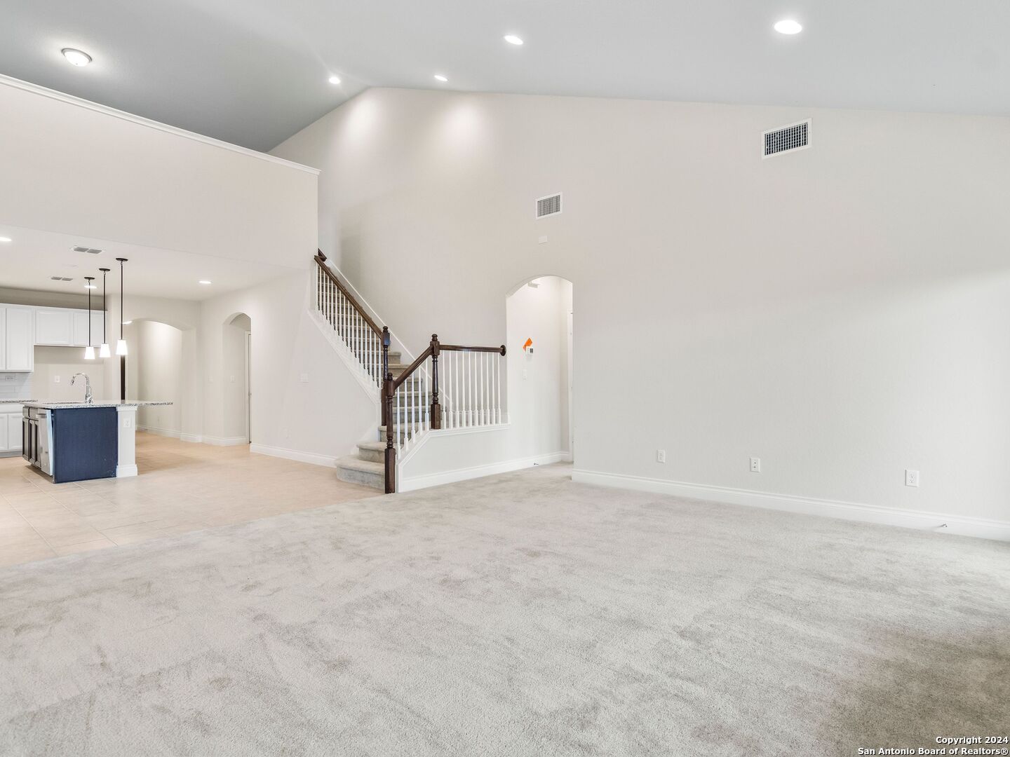 121 Inverness Boerne, TX 78015 - Photo 14 of 27