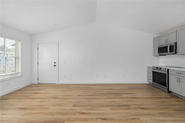 $369,900 | 32 Exchange Street, Unit 103, East Greenwich, RI 02818