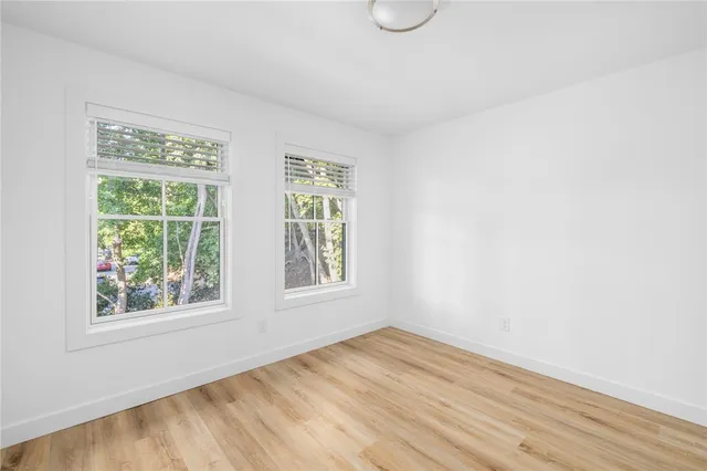 $369,900 | 32 Exchange Street, Unit 103, East Greenwich, RI 02818