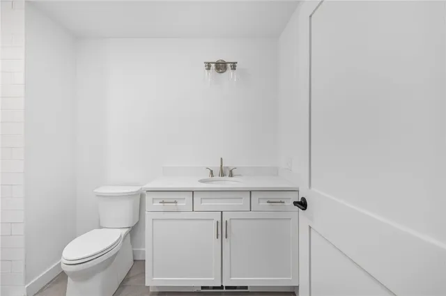 $369,900 | 32 Exchange Street, Unit 103, East Greenwich, RI 02818