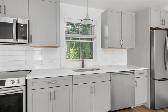 $369,900 | 32 Exchange Street, Unit 103, East Greenwich, RI 02818