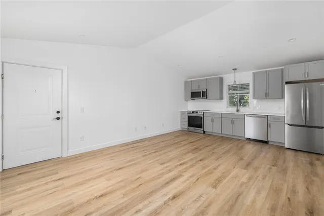 $369,900 | 32 Exchange Street, Unit 103, East Greenwich, RI 02818