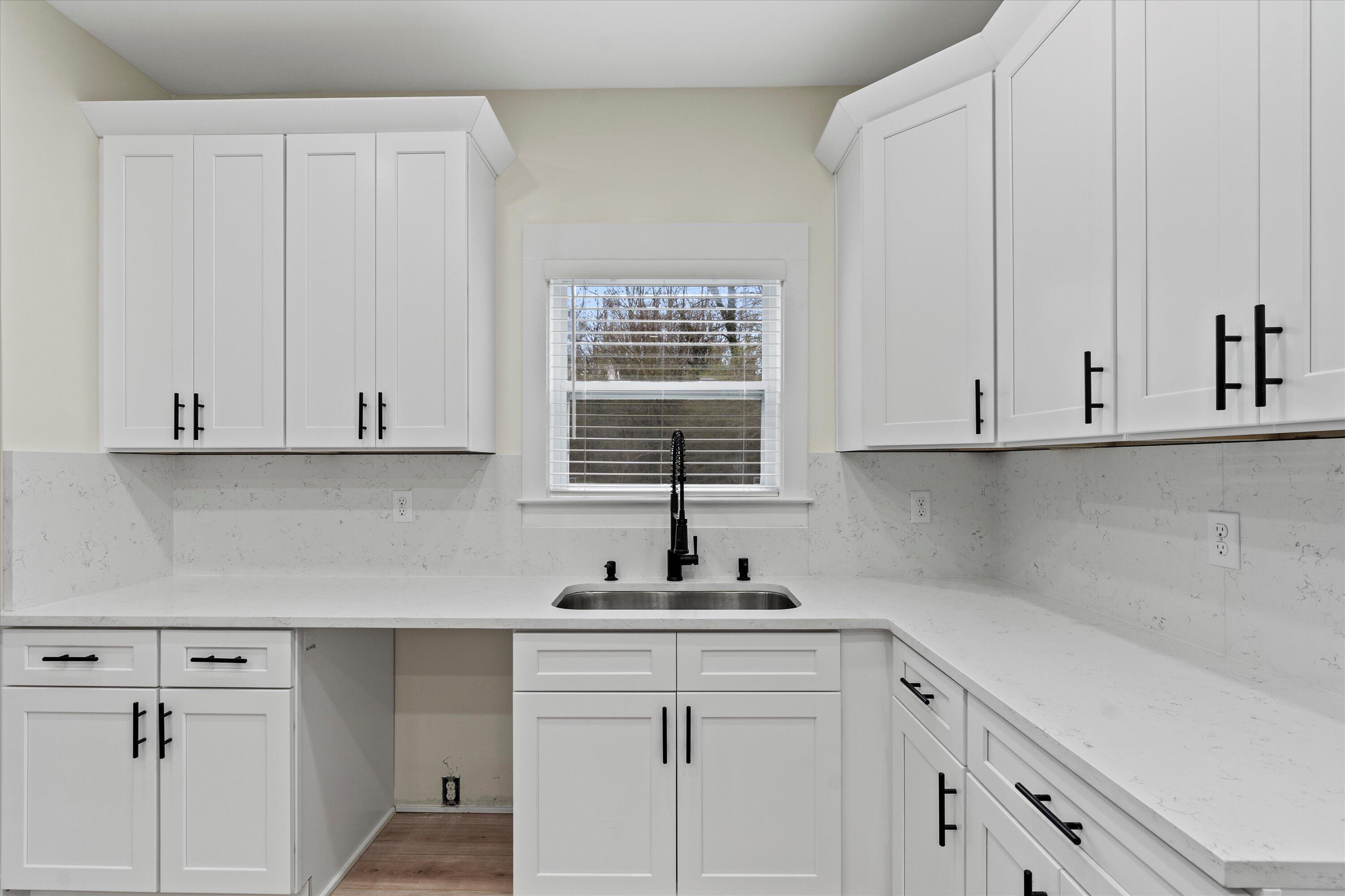 8240 Standifer Gap Road Chattanooga, TN 37421 - Photo 10 of 33 10-8240 Standifer Gap-10