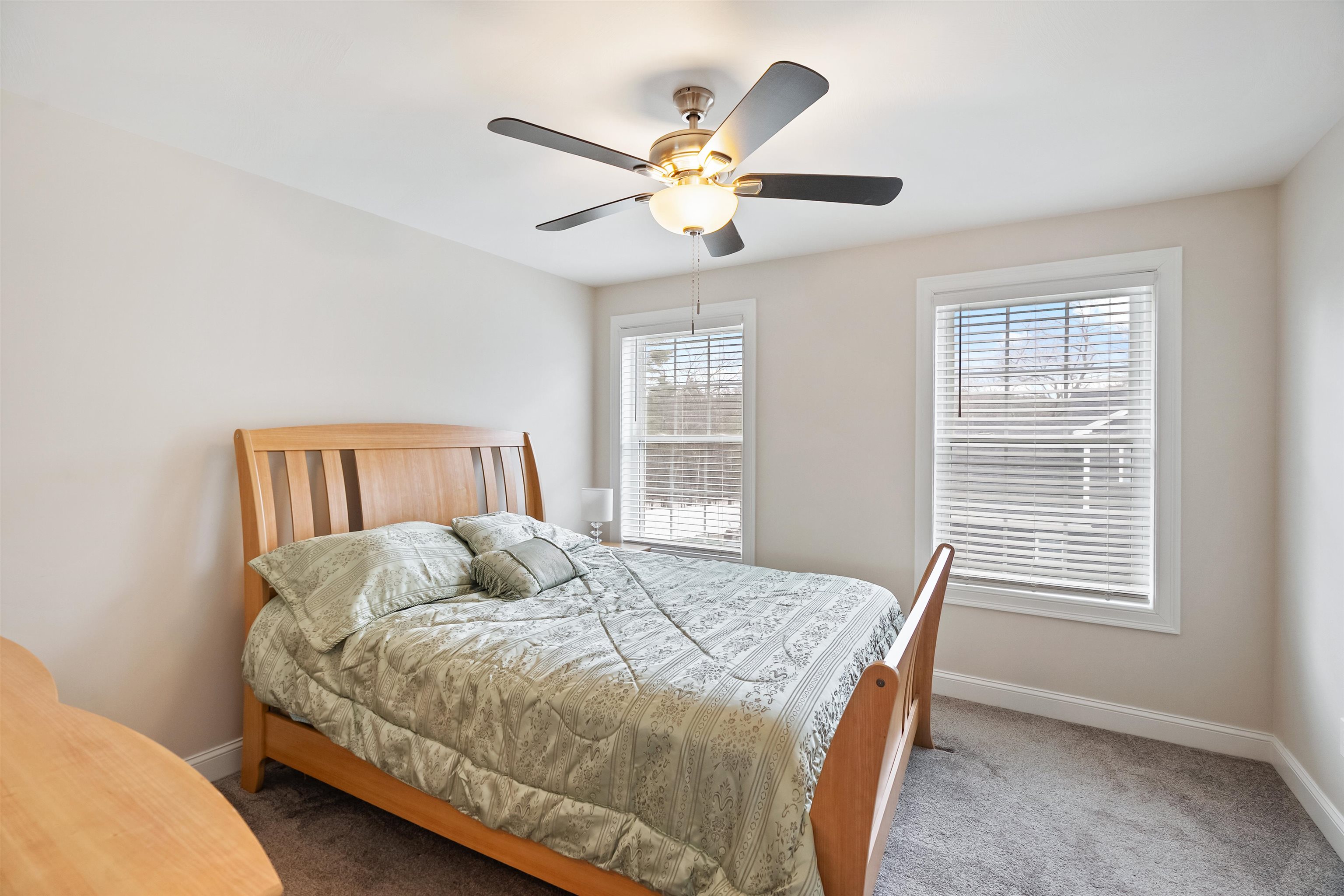 44 Sheffield Street Windham, NH 03087 - Photo 25 of 40
