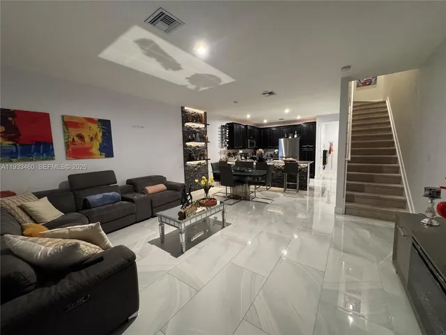 $3,000 | 10910 Southwest 232nd Terrace, Unit 10910, Homestead, FL 33032