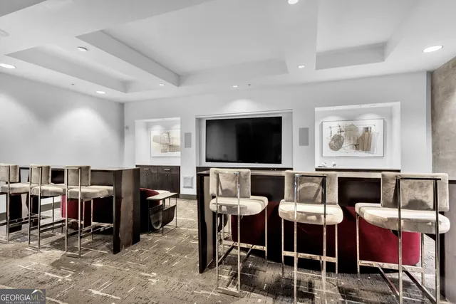 $279,500 | 400 Peachtree Street Northeast, Unit 3712, Atlanta, GA 30308