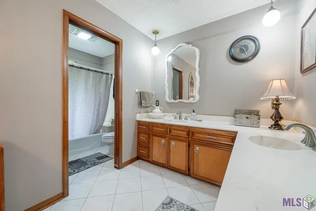 $435,000 | 9242 Willow Creek Drive, Greenwell Springs, LA 70739