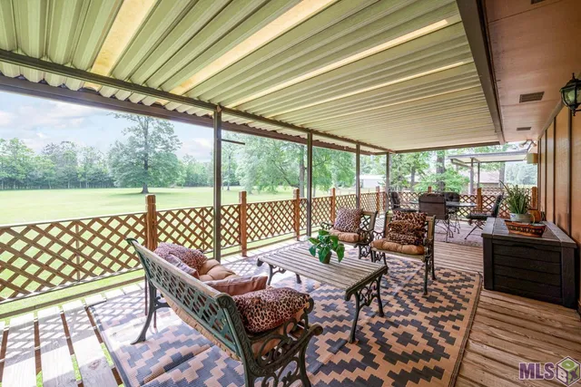 $435,000 | 9242 Willow Creek Drive, Greenwell Springs, LA 70739