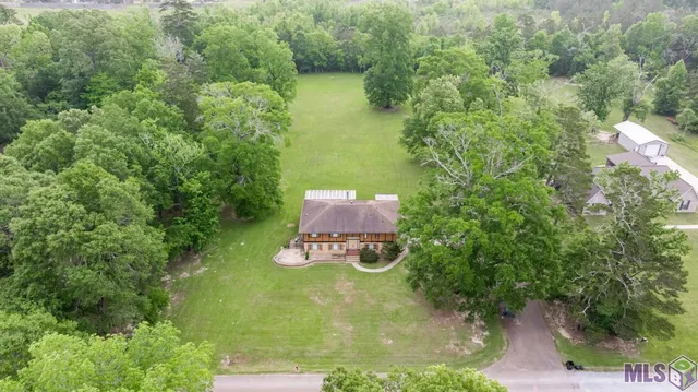 $435,000 | 9242 Willow Creek Drive, Greenwell Springs, LA 70739