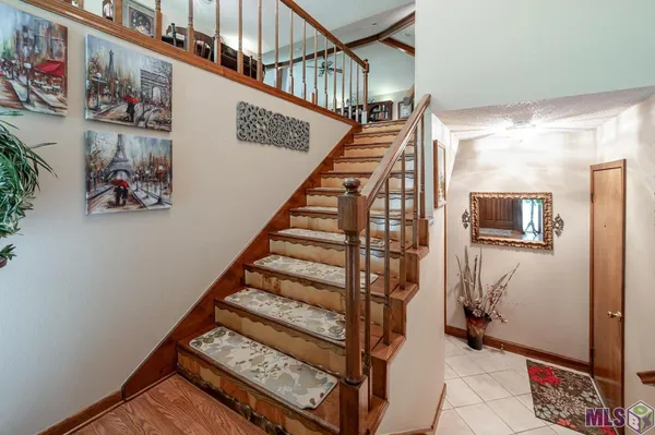 $435,000 | 9242 Willow Creek Drive, Greenwell Springs, LA 70739