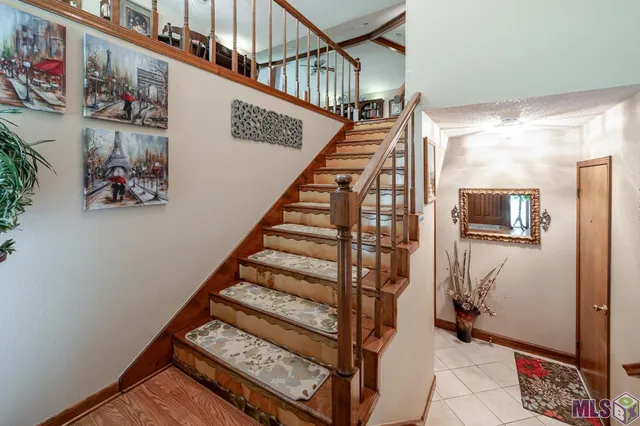 $435,000 | 9242 Willow Creek Drive, Greenwell Springs, LA 70739