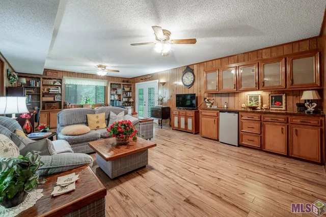 $435,000 | 9242 Willow Creek Drive, Greenwell Springs, LA 70739