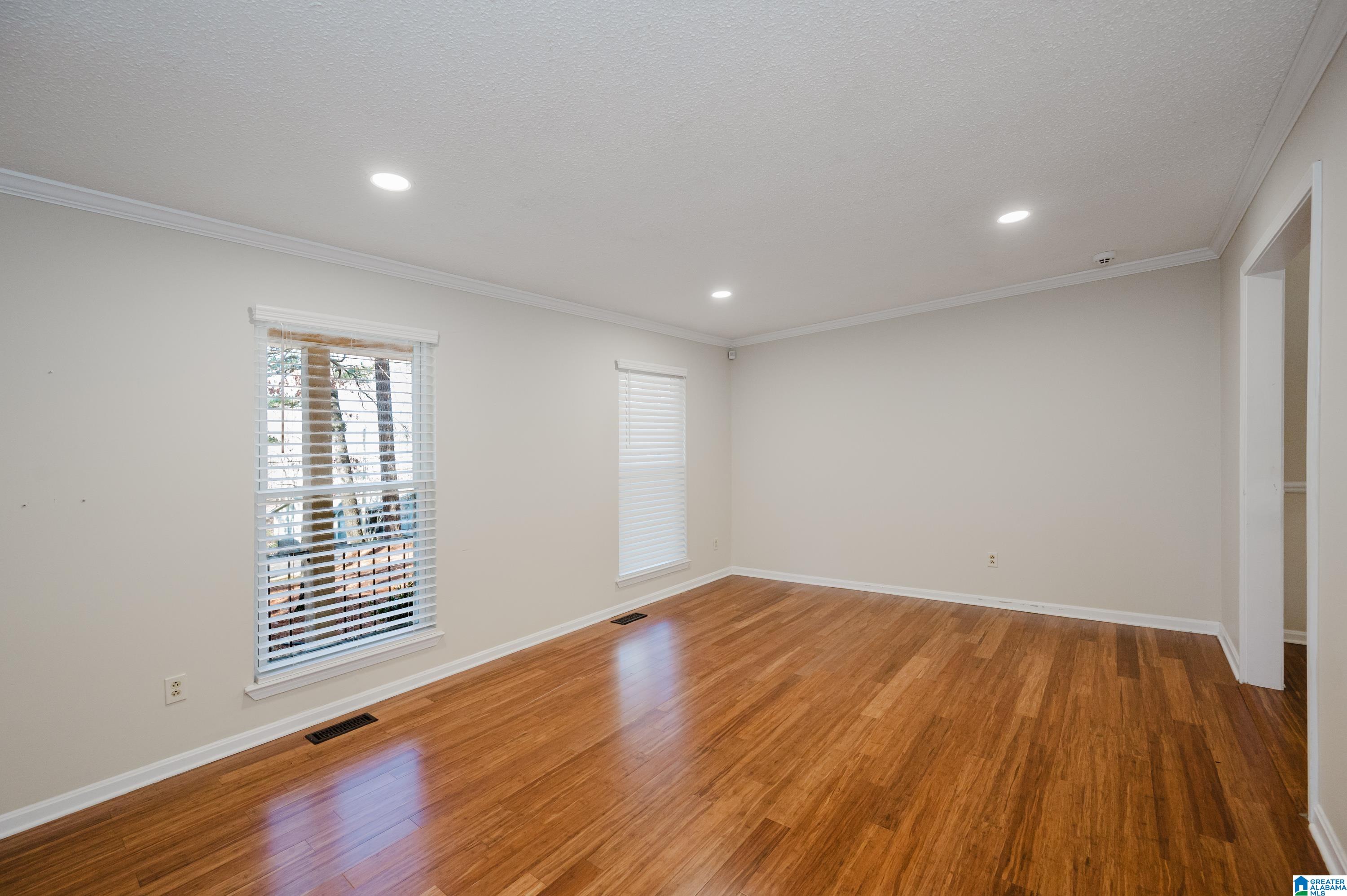 5269 Dresden Road Birmingham, AL 35210 - Photo 6 of 43