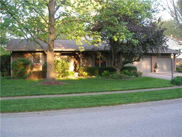 8238 Taunton Road Indianapolis, IN 46260 - Photo 1 of 23 Gallery Image 1