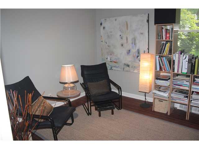 8238 Taunton Road Indianapolis, IN 46260 - Photo 12 of 23 Gallery Image 12