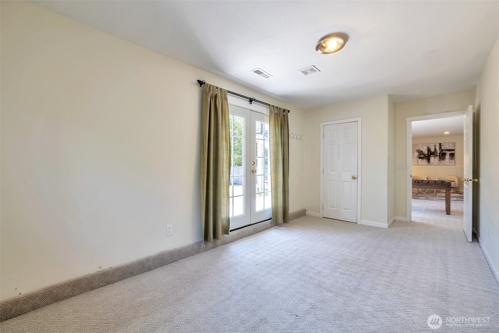 7906 211th Place Southwest Edmonds, WA 98026 - Photo 19 of 25