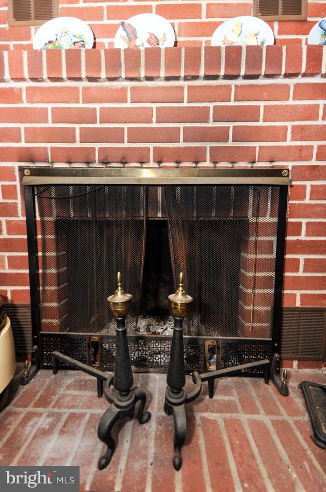 1489 Centerton Road Pittsgrove, NJ 08318 - Photo 22 of 31 Fireplace
