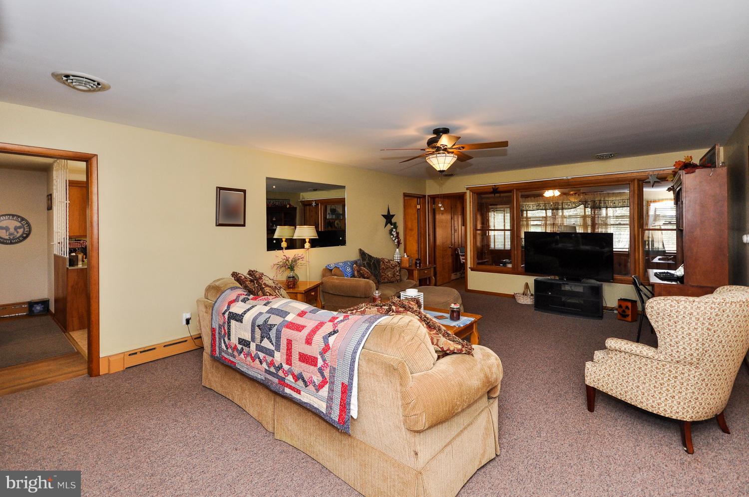 1489 Centerton Road Pittsgrove, NJ 08318 - Photo 6 of 31 Living Room