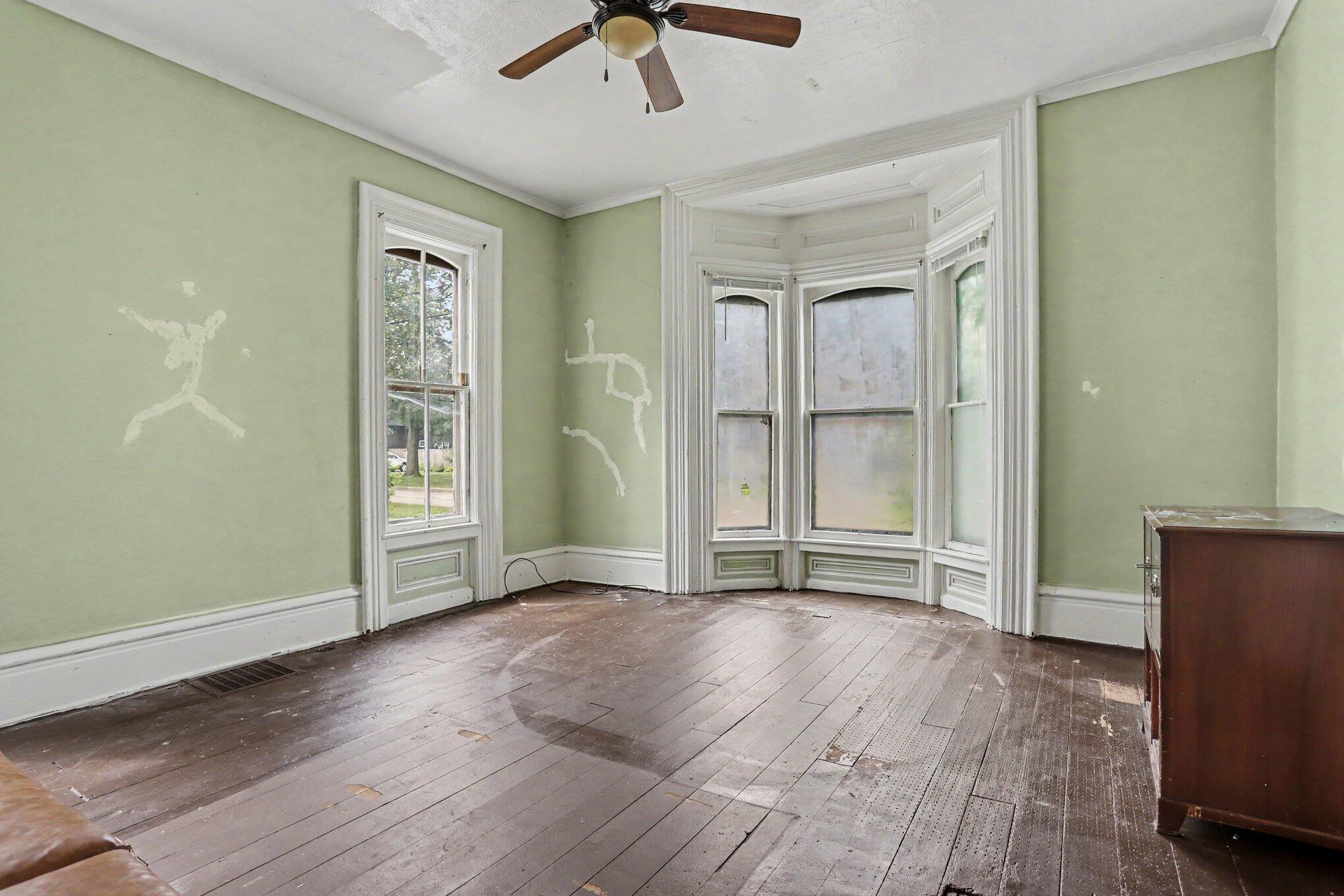 315 East Street Three Rivers, MI 49093 - Photo 5 of 20 004_file_5872