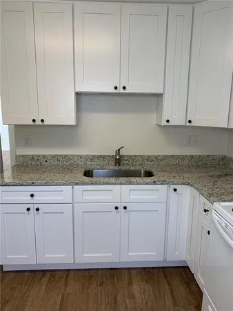 $1,400 | 127 East Kentucky Avenue, DeLand, FL 32724