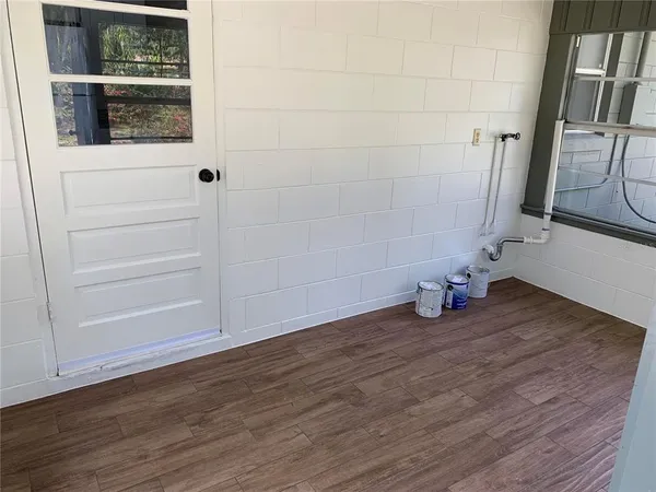 $1,400 | 127 East Kentucky Avenue, DeLand, FL 32724