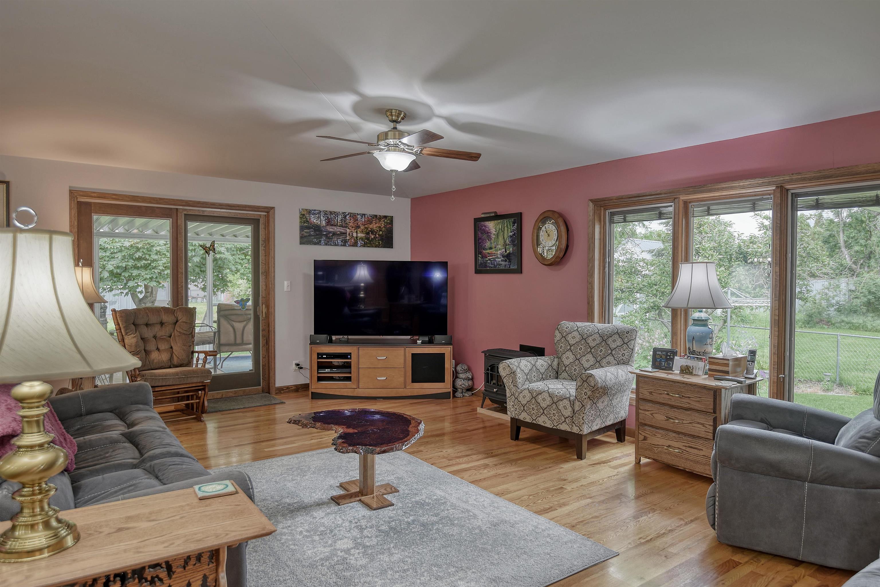 705 North Locust Road Spokane Valley, WA 99206 - Photo 13 of 39
