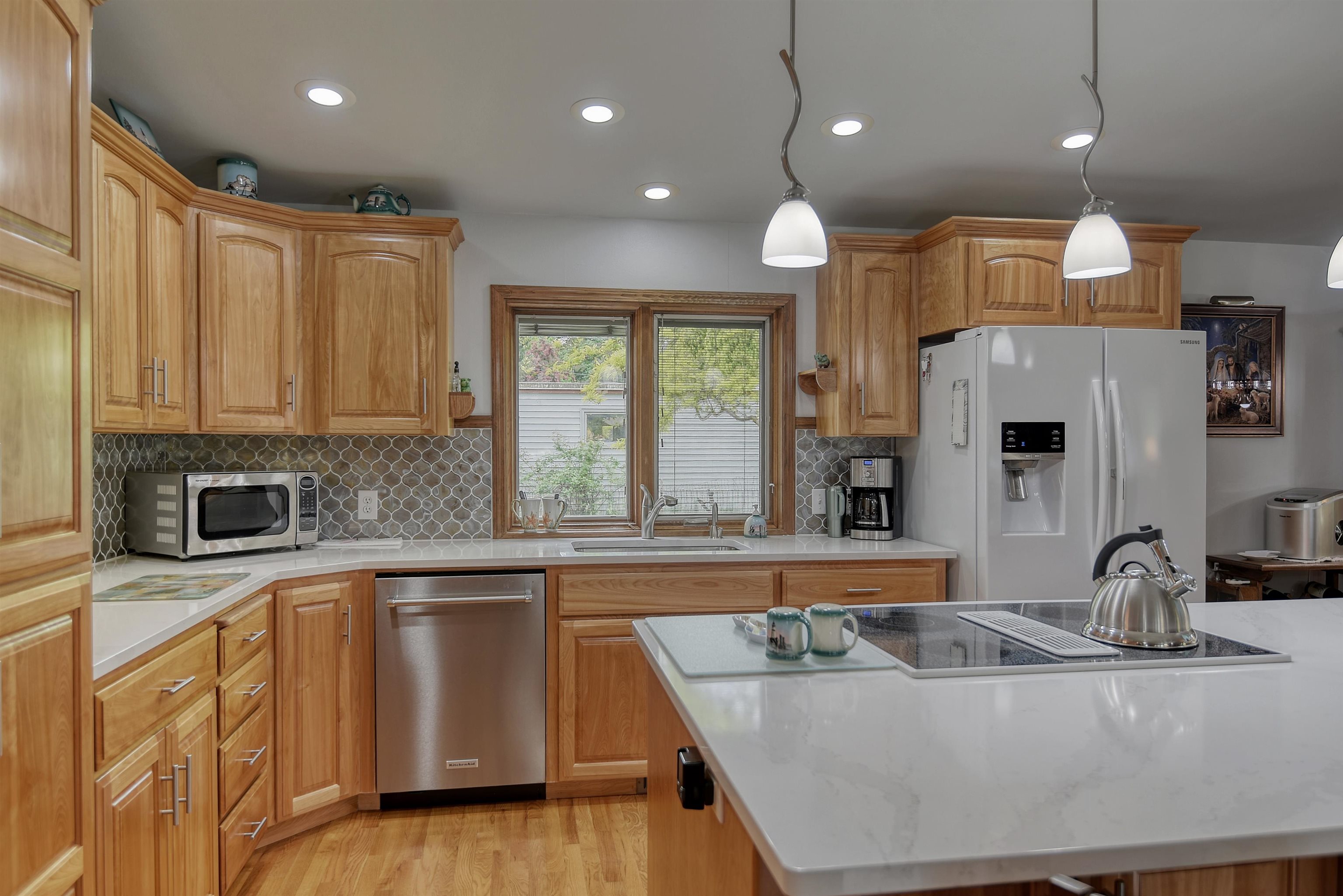 705 North Locust Road Spokane Valley, WA 99206 - Photo 5 of 39