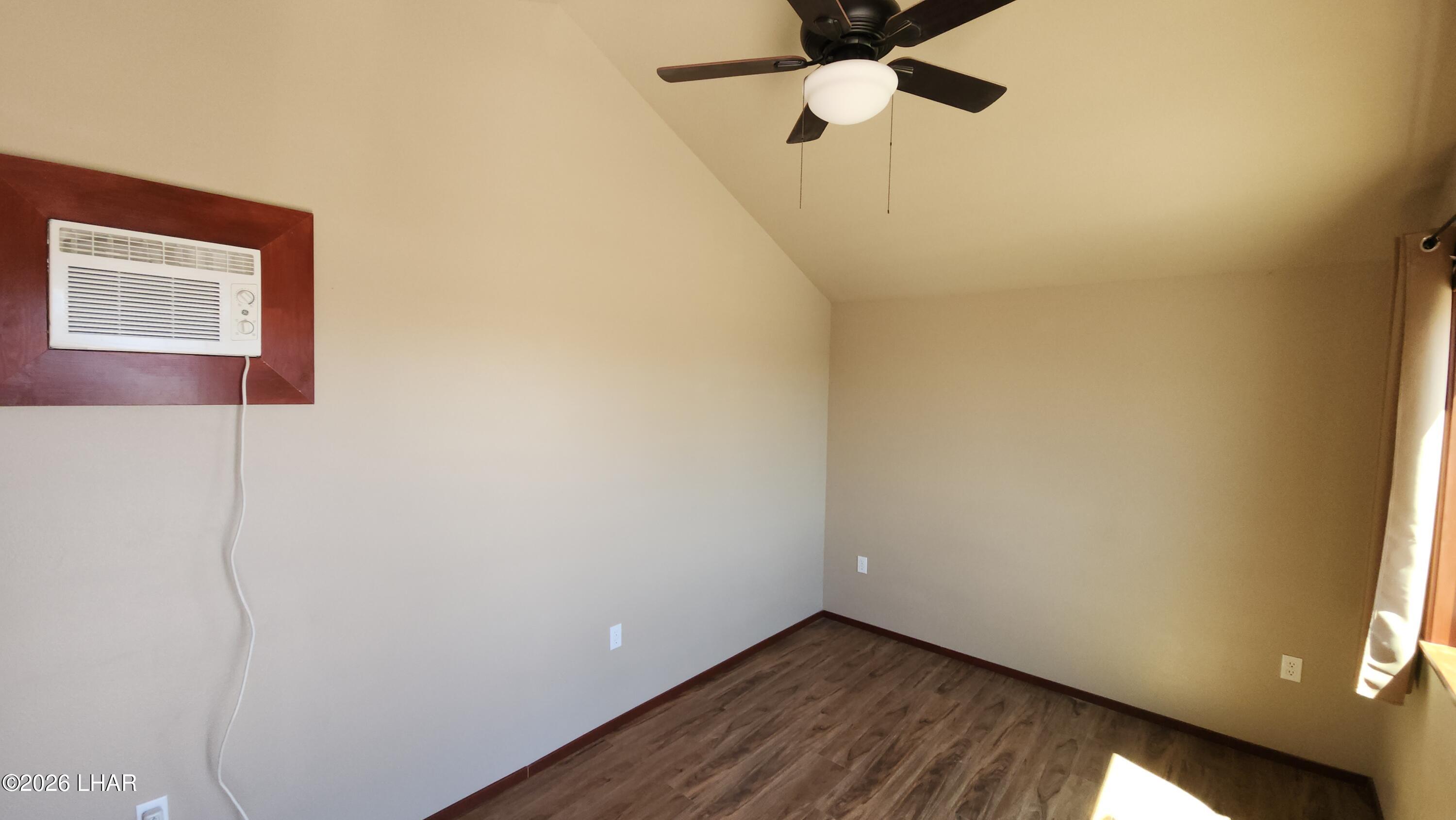 30 North Juniper Road Quartzsite, AZ 85346 - Photo 5 of 26 a view of a small space with a fan