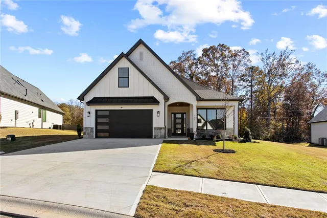 $638,900 | 105 Pine Hill Way, Clemson, SC 29631