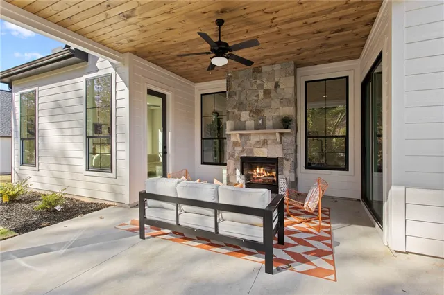 $638,900 | 105 Pine Hill Way, Clemson, SC 29631