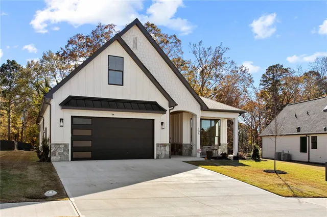 $638,900 | 105 Pine Hill Way, Clemson, SC 29631