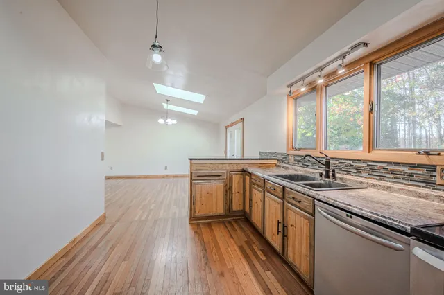 $2,995 | 109 Tall Pines Road, Newark, DE 19713