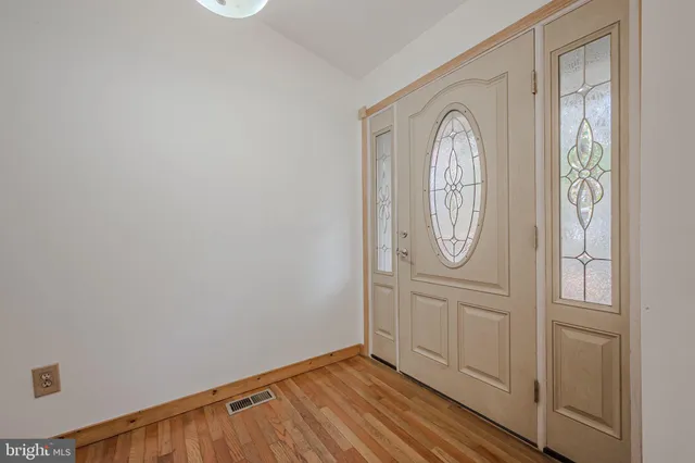 $2,995 | 109 Tall Pines Road, Newark, DE 19713