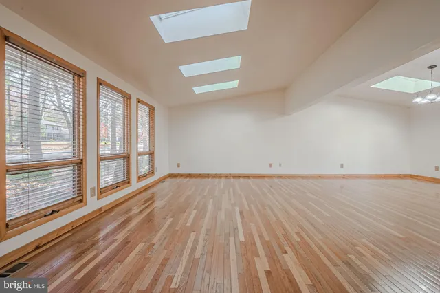 $2,995 | 109 Tall Pines Road, Newark, DE 19713