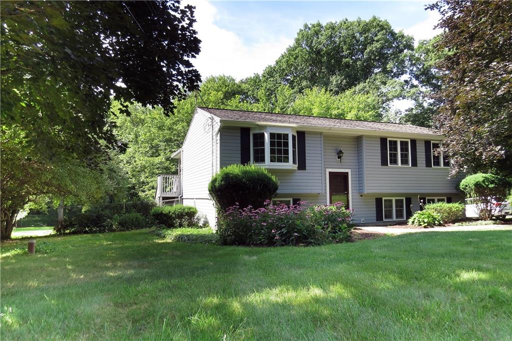 310 Holyoke Road Butler, PA 16001 - Photo 1 of 25 Gallery Image 1