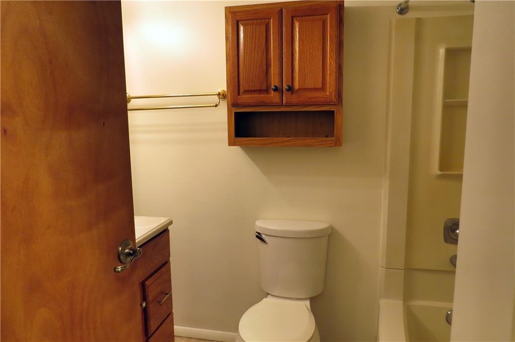 310 Holyoke Road Butler, PA 16001 - Photo 18 of 25 Gallery Image 18