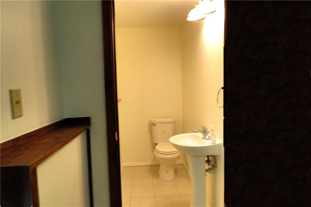 310 Holyoke Road Butler, PA 16001 - Photo 25 of 25 Gallery Image 25