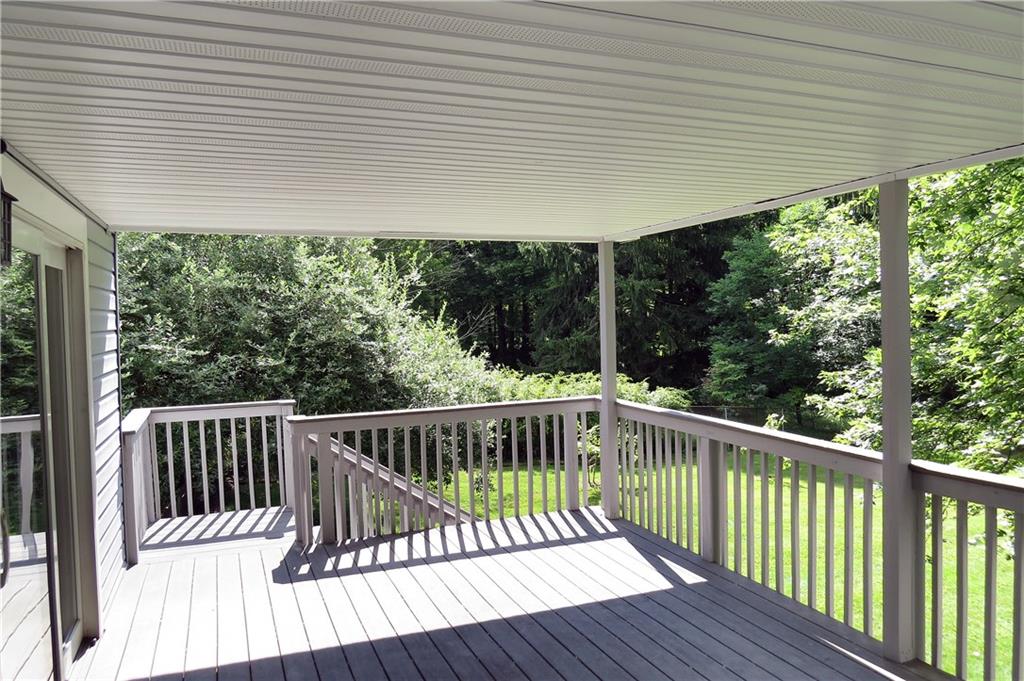 310 Holyoke Road Butler, PA 16001 - Photo 10 of 25 Gallery Image 10