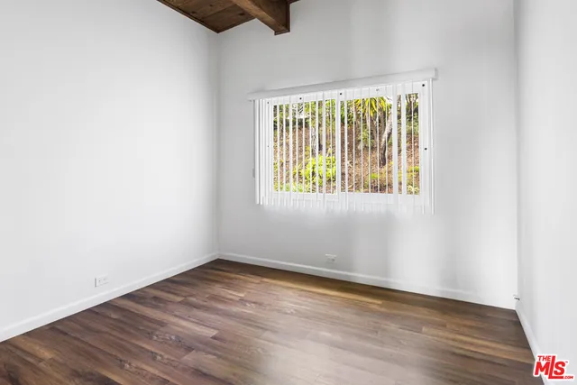 $7,950 | 1295 El Hito Circle, Pacific Palisades, CA 90272