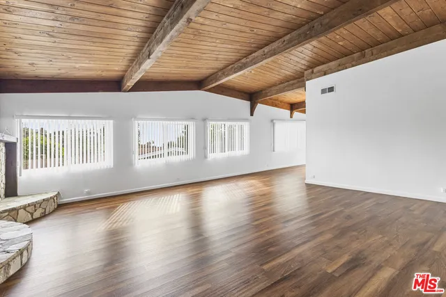 $7,950 | 1295 El Hito Circle, Pacific Palisades, CA 90272