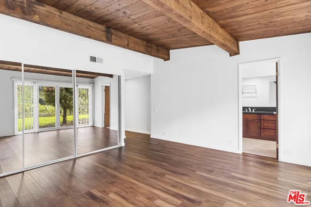 $7,950 | 1295 El Hito Circle, Pacific Palisades, CA 90272