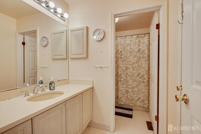 $800,000 | 62 Magellan Way, Franklin Park, NJ 08823