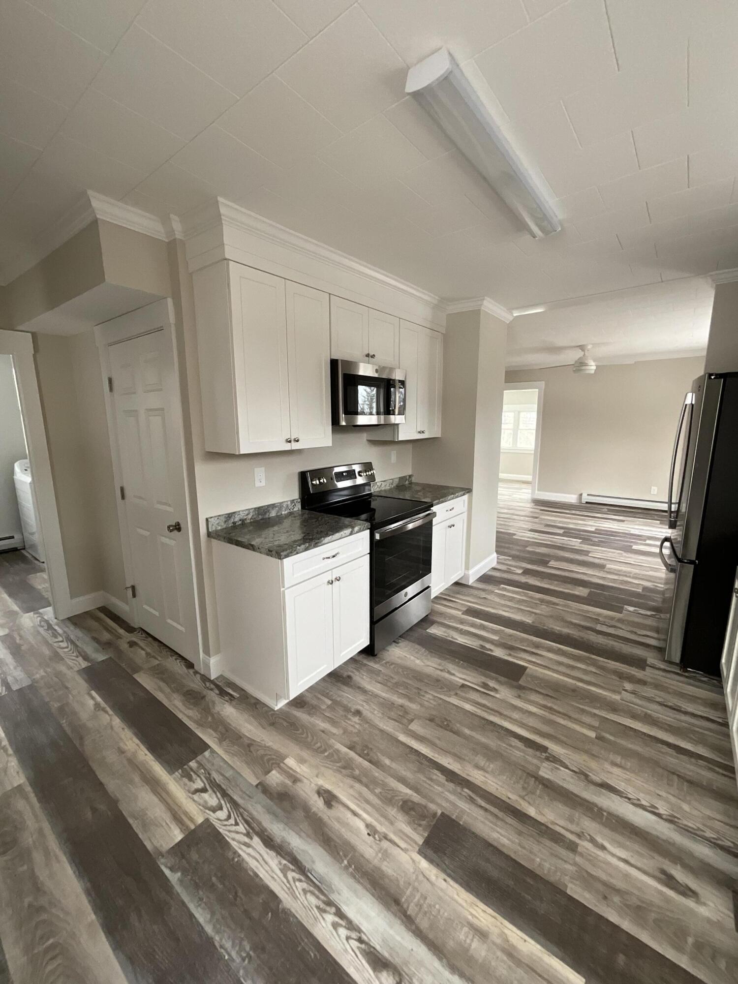 200 Enfield Road Lincoln, ME 04457 - Photo 4 of 41 IMG_0045