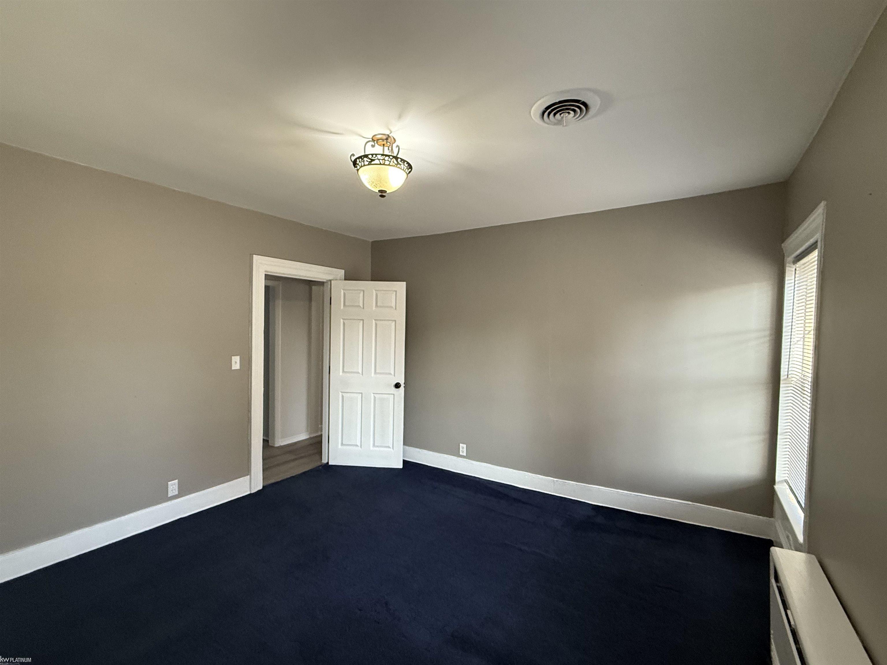 241 North Main Street, Unit UPPR Romeo, MI 48065 - Photo 11 of 16