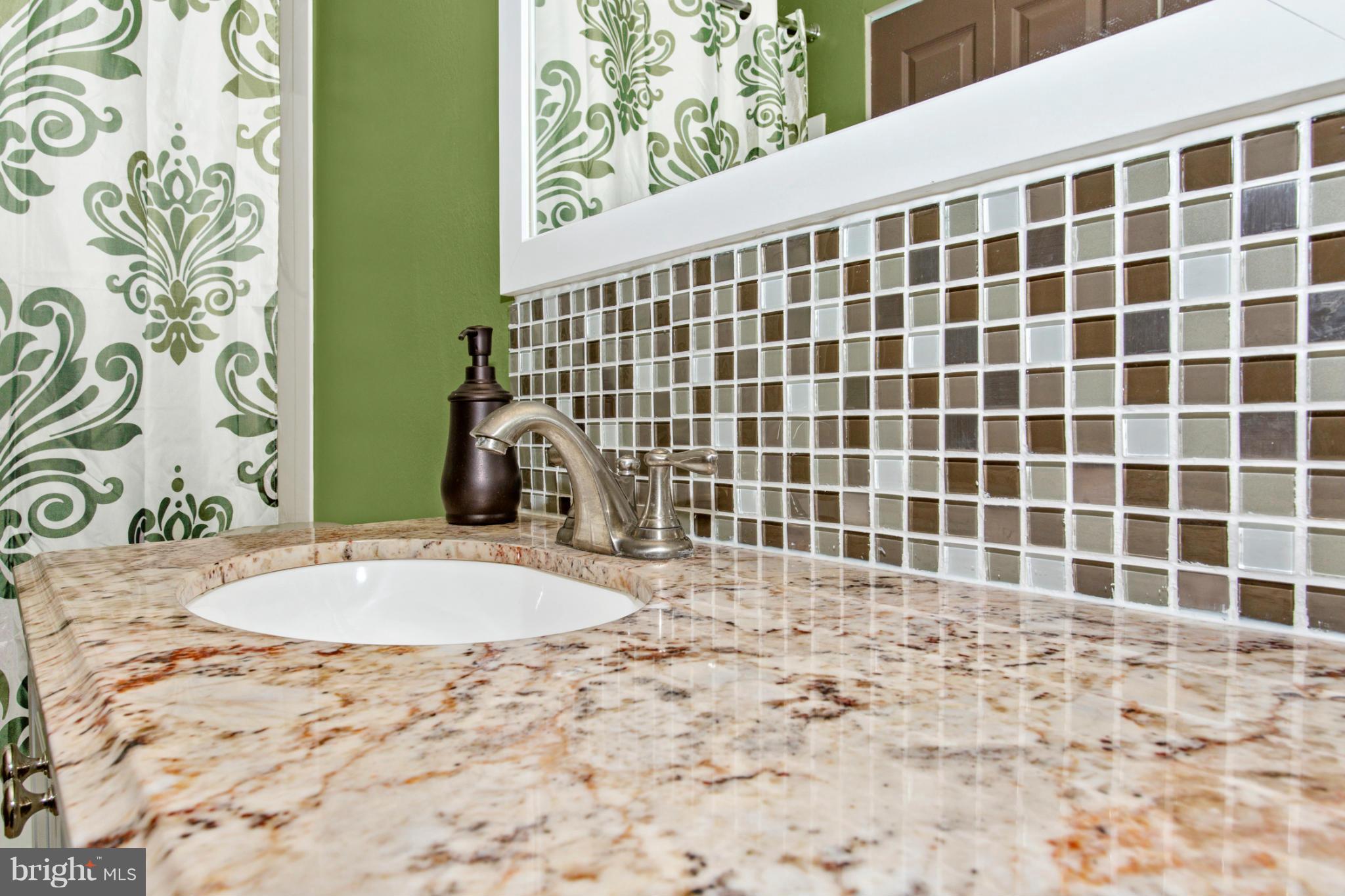 1725 Wilcox Lane Silver Spring, MD 20906 - Photo 18 of 27 Bath